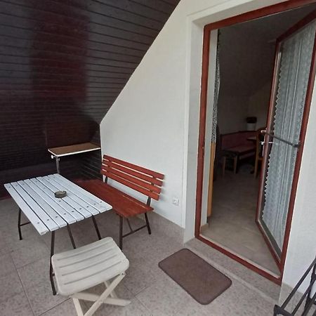 Draga - 2 Bedroom Apartment Trzic Exterior foto